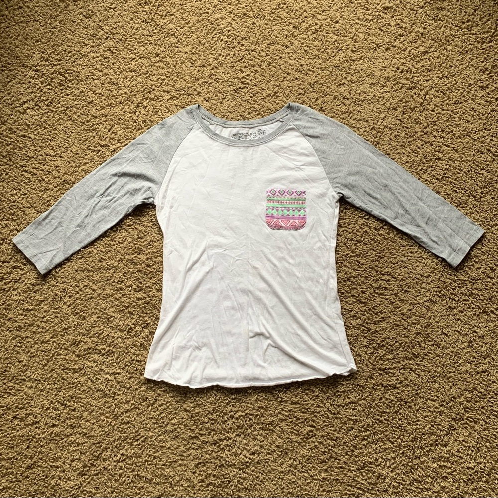3/4 sleeve t-shirt with pocket detail
